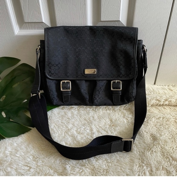 ‼️SOLD ‼️ Coach laptop messenger bag - Picture 2 of 6
